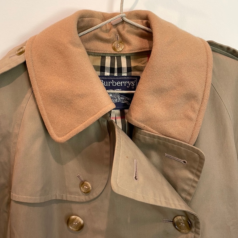 Burberry men’s trench coat vintage jacket M